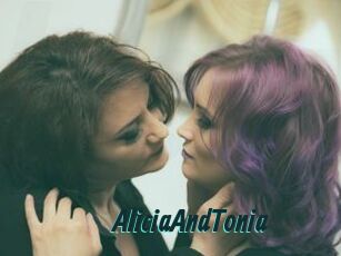 AliciaAndTonia