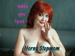 Horny_Stepmom