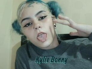 Kylie_Bonny