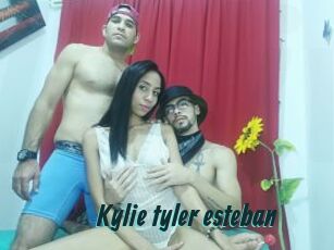 Kylie_tyler_esteban