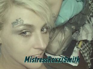 MistressRoxxiSmith