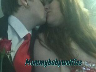 Mommybabywolfies