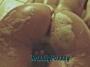 RoxxxyFoxxxy