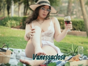 Vanessaclose